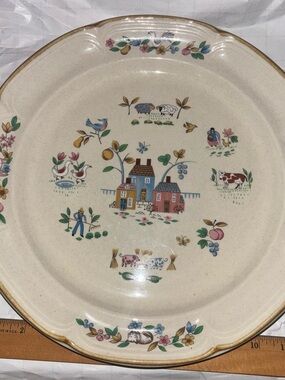 INTERNATIONAL HEARTLAND CHINA 12" CHOP PLATE 7774 JAPAN STONEWARE FARM SCENE